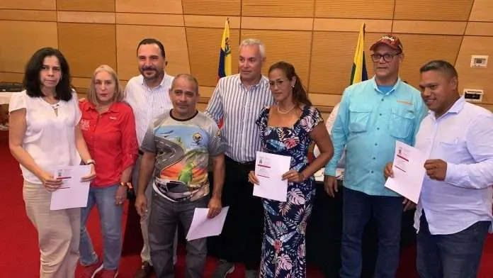 Entregan en Nueva Esparta licencias a prestadores de servicios turísticos